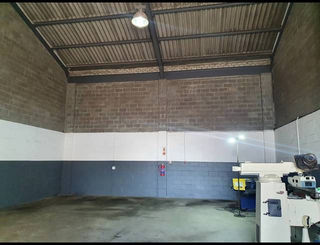 163M² MINI FACTORY TO LET IN BLACKHEATH INDUSTRIAL